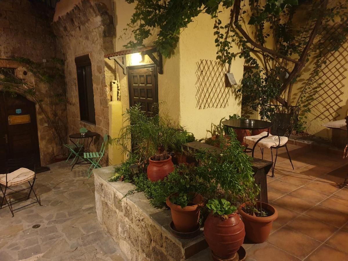Chris Αpartments Old Town Διαμέρισμα Rhodes City Εξωτερικό φωτογραφία